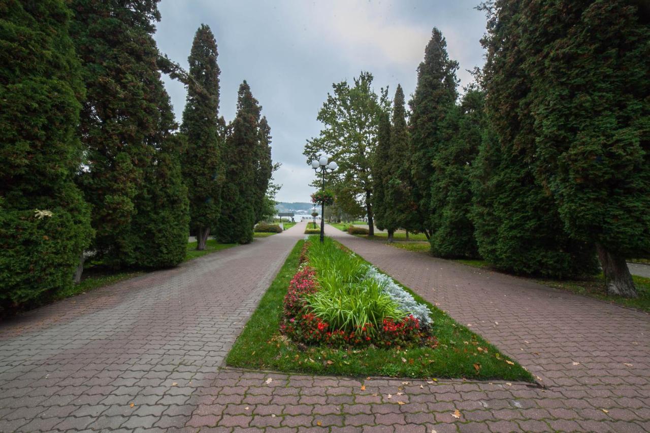 Mragowo Dwupoziomowy Apartament Indygo 85M2 Z Widokiem Na Jezioro Buitenkant foto